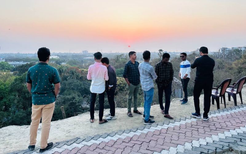 visitors enjoying sunset view at vatiary sunset view point