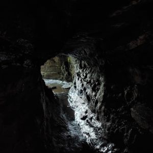 alutila cave inside dark view