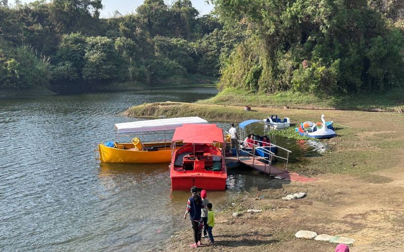 boats on the vatiary lake shore